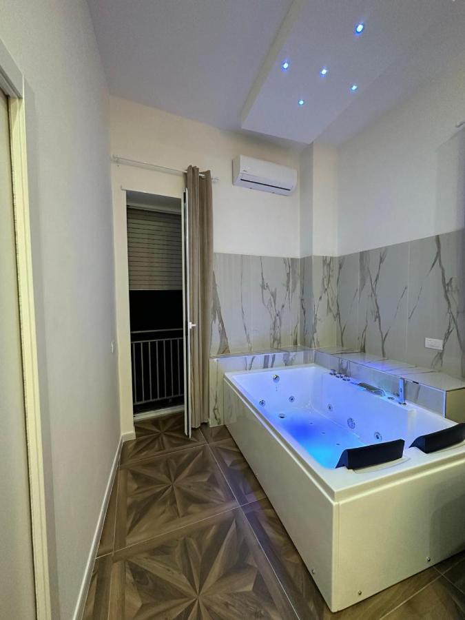 San Ferdinando Suite Room Naples Luaran gambar