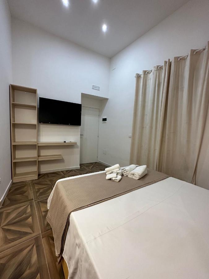 San Ferdinando Suite Room Naples Luaran gambar